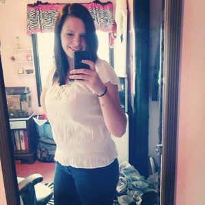 Meet your Posher, Hannah